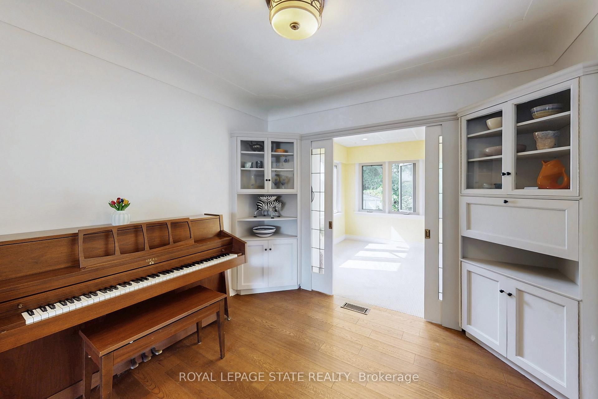 Photo 9 of 40 Galbraith Drive, Hamilton, Stoney Creek — HOMEH