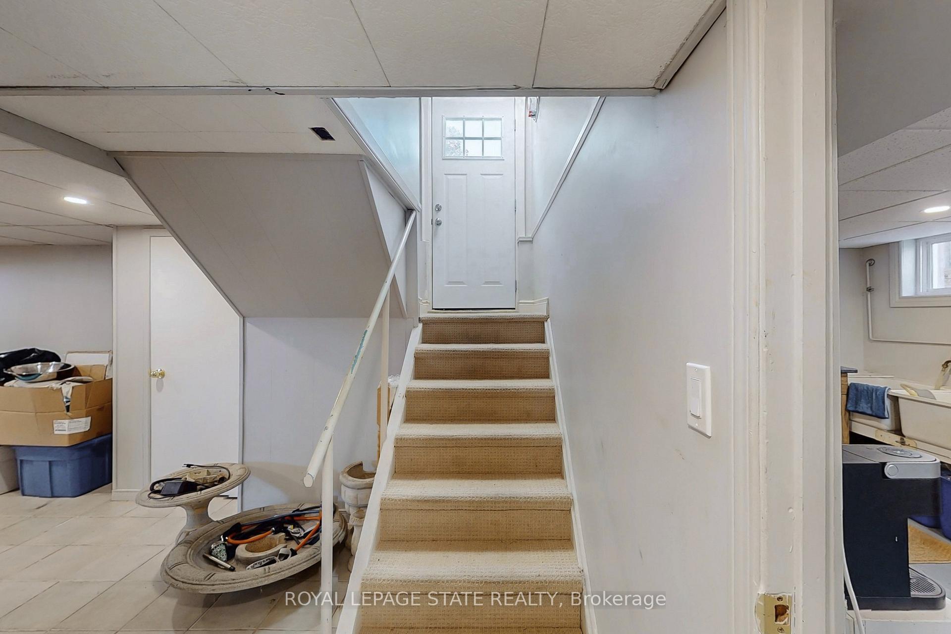 Photo 26 of 40 Galbraith Drive, Hamilton, Stoney Creek — HOMEH