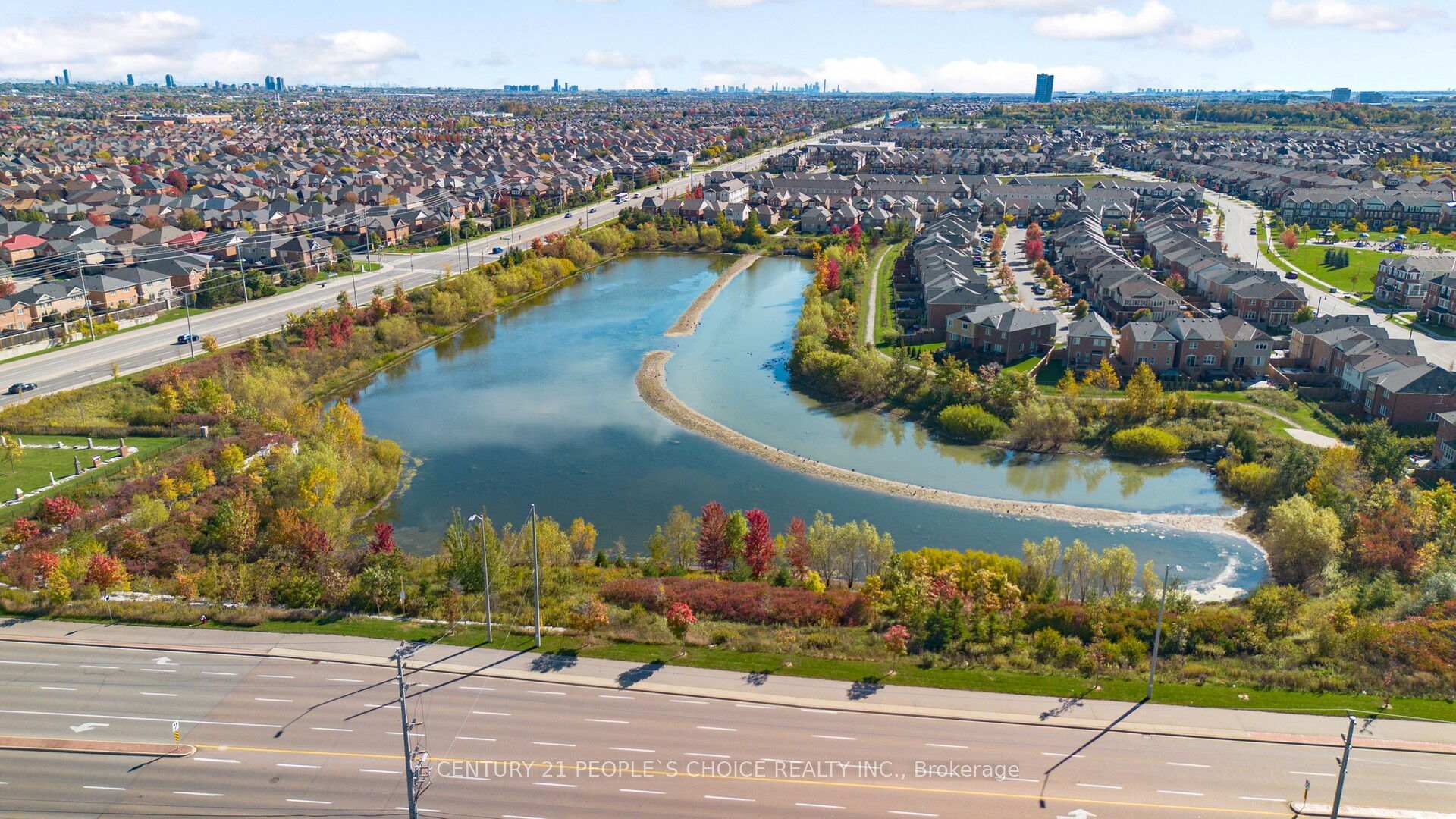 Photo 5 of 116 Kempenfelt Trail, Brampton, Northwest Brampton — HOMEH