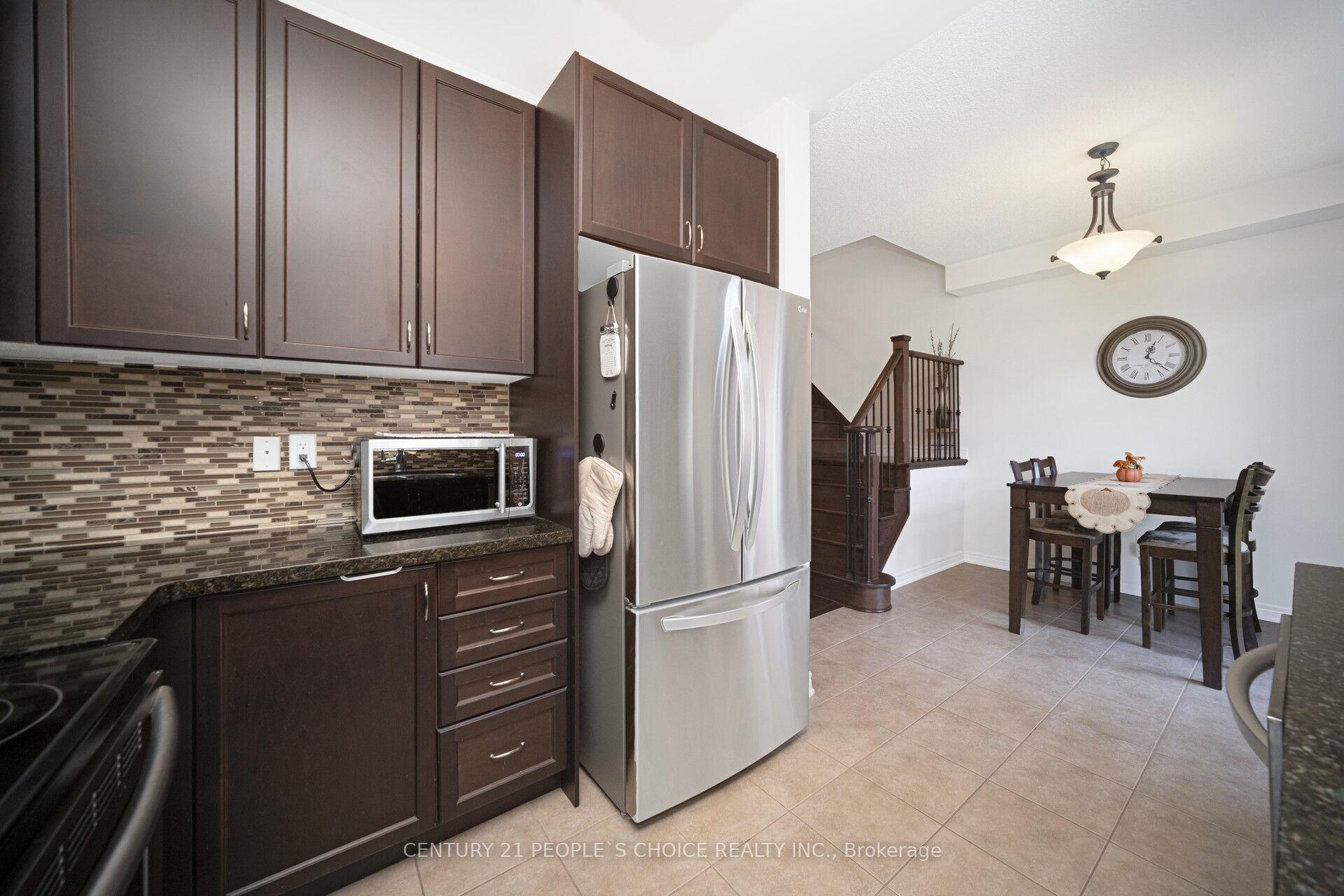 Photo 17 of 116 Kempenfelt Trail, Brampton, Northwest Brampton — HOMEH