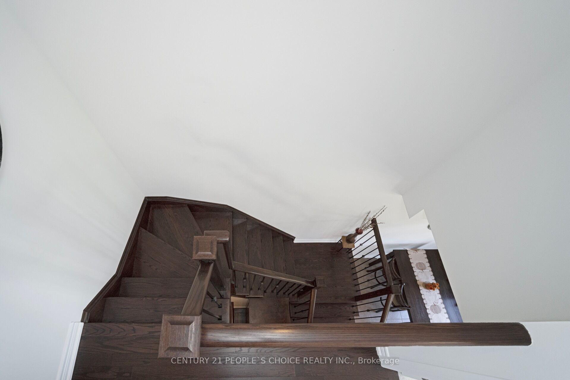 Photo 21 of 116 Kempenfelt Trail, Brampton, Northwest Brampton — HOMEH