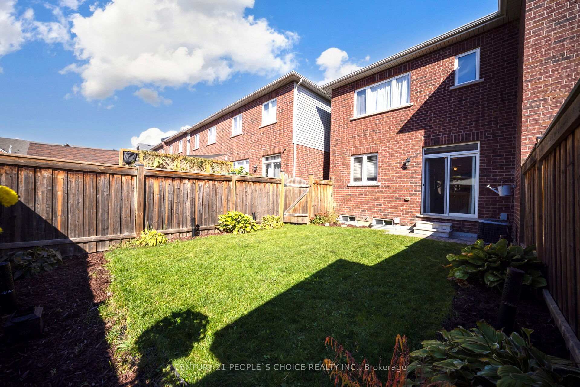 Photo 36 of 116 Kempenfelt Trail, Brampton, Northwest Brampton — HOMEH