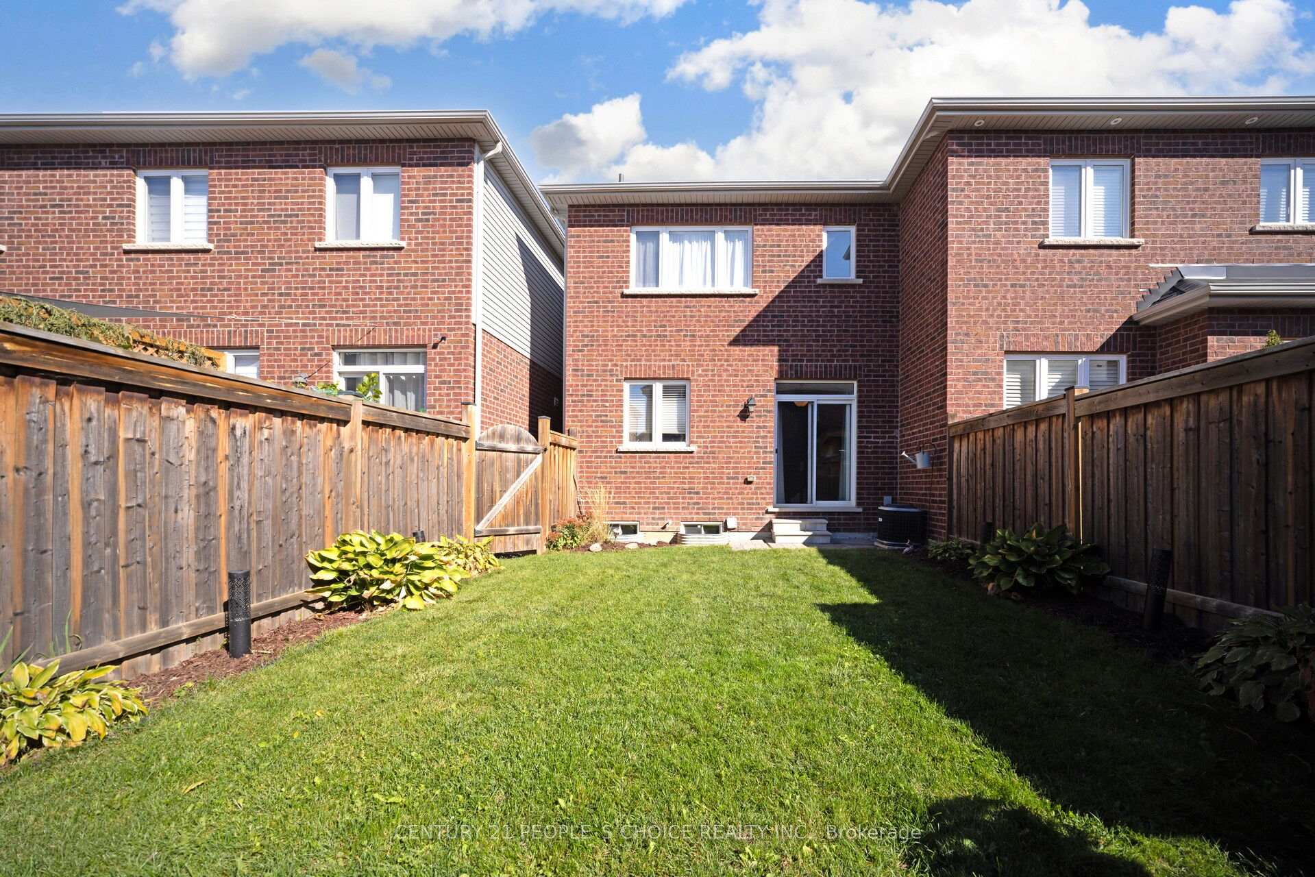 Photo 37 of 116 Kempenfelt Trail, Brampton, Northwest Brampton — HOMEH