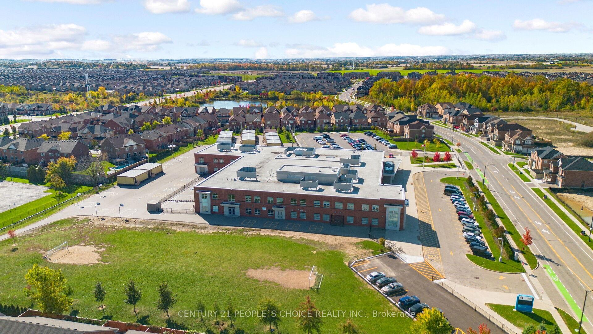 Photo 42 of 116 Kempenfelt Trail, Brampton, Northwest Brampton — HOMEH