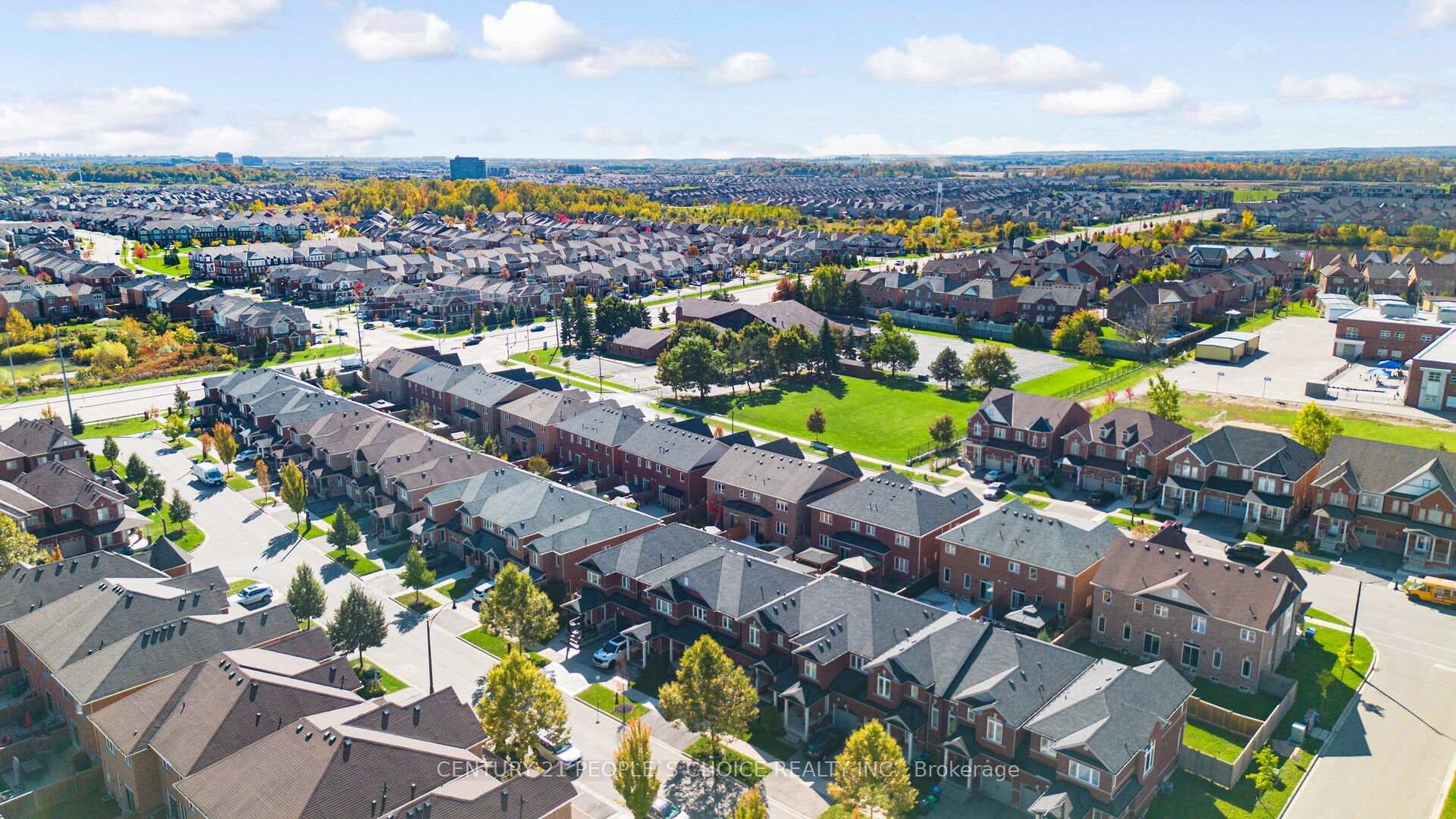 Photo 48 of 116 Kempenfelt Trail, Brampton, Northwest Brampton — HOMEH