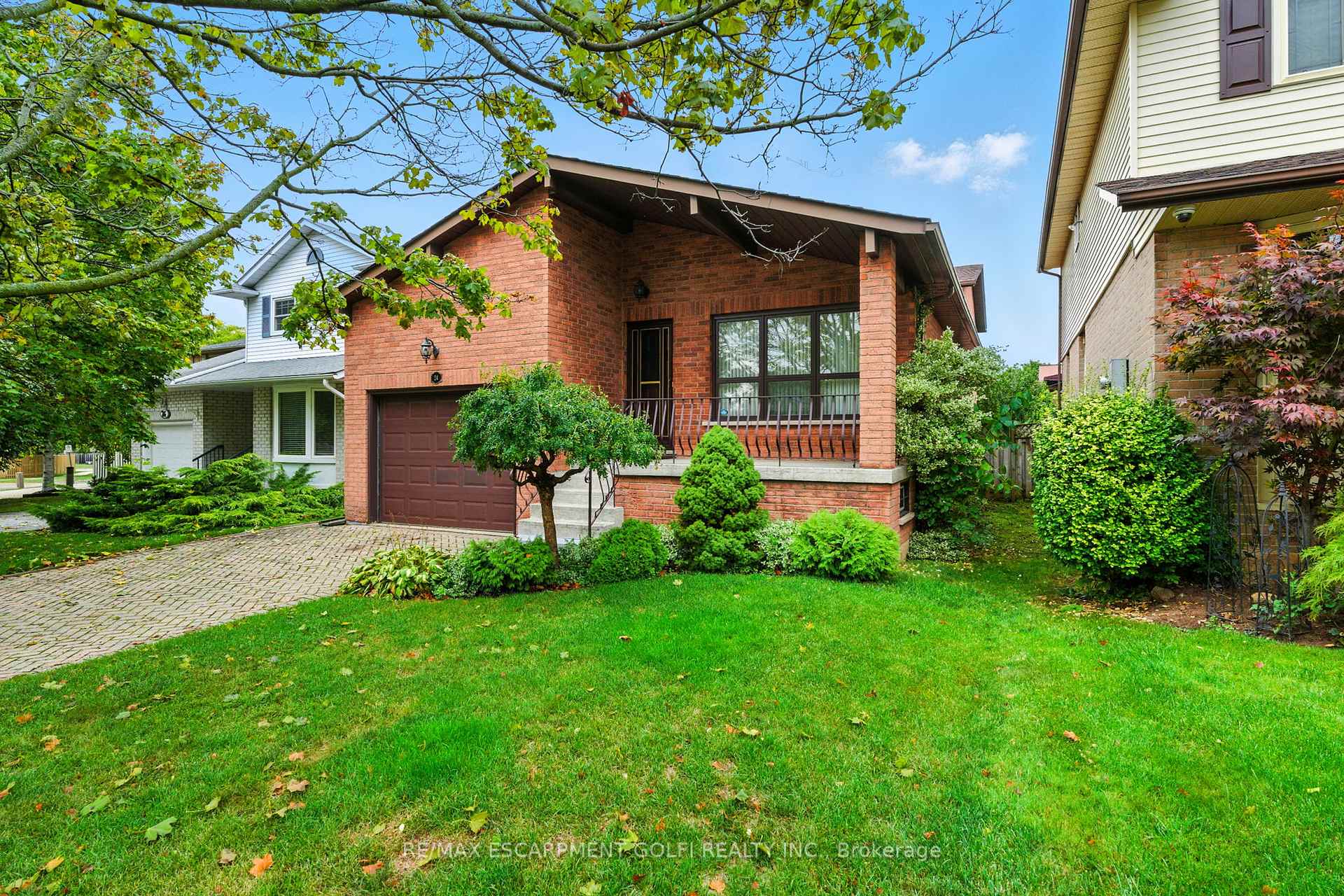 Photo 1 of 24 Ellington Avenue, Hamilton, Stoney Creek — HOMEH