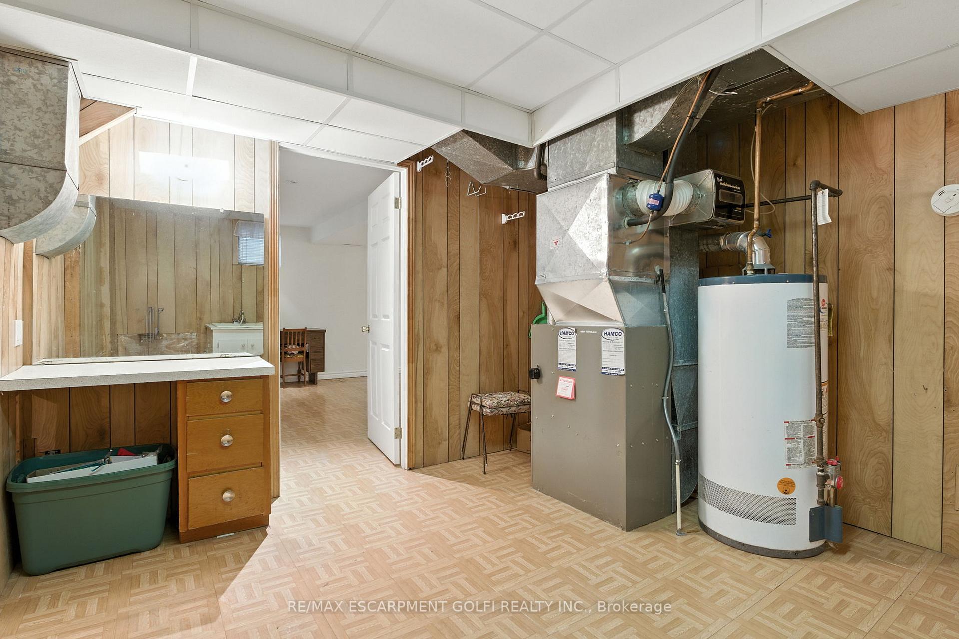 Photo 27 of 24 Ellington Avenue, Hamilton, Stoney Creek — HOMEH