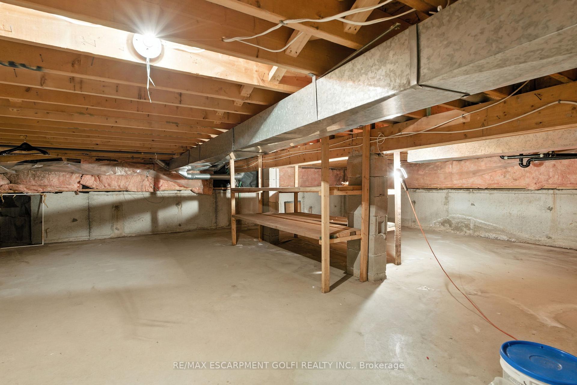 Photo 28 of 24 Ellington Avenue, Hamilton, Stoney Creek — HOMEH