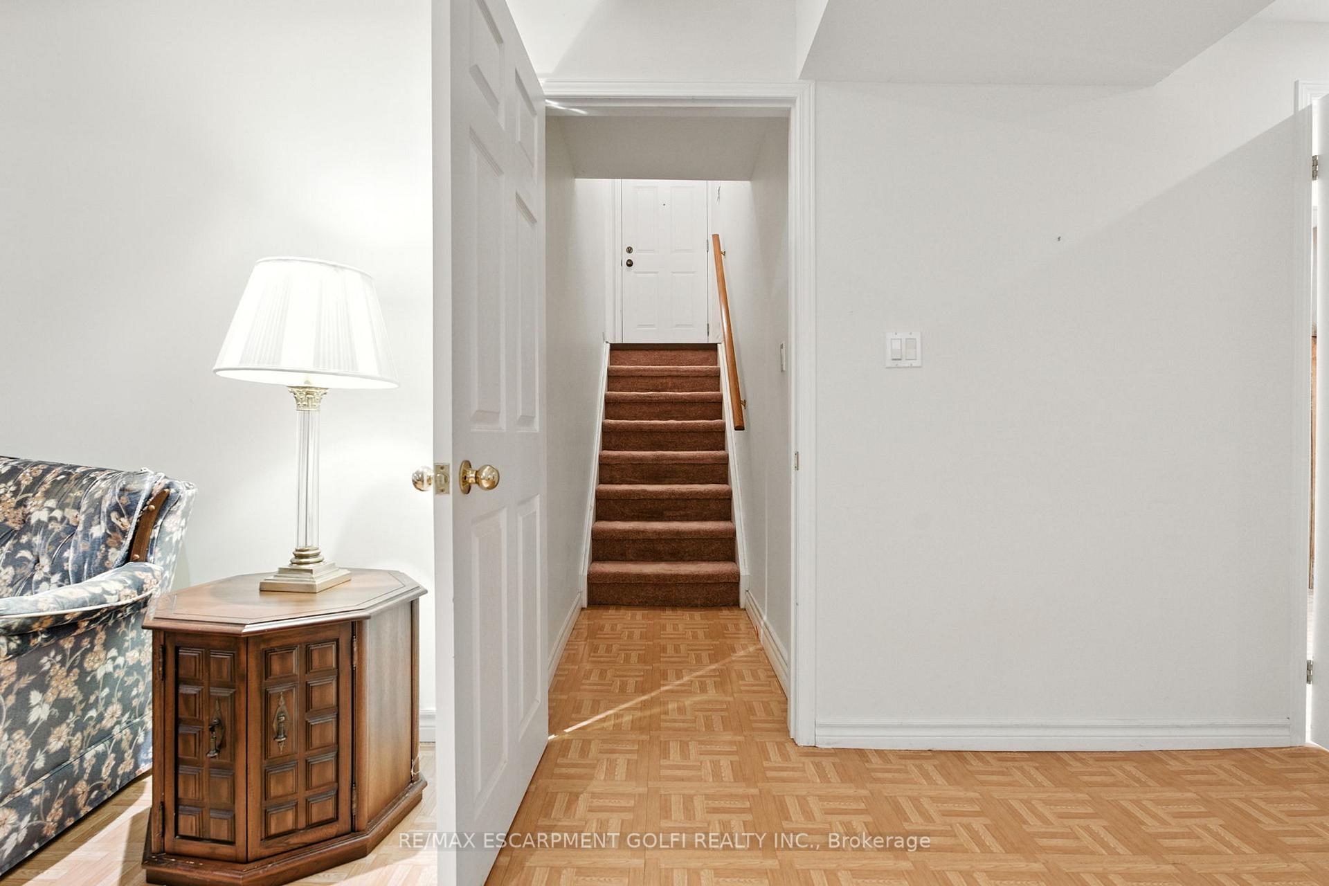 Photo 29 of 24 Ellington Avenue, Hamilton, Stoney Creek — HOMEH