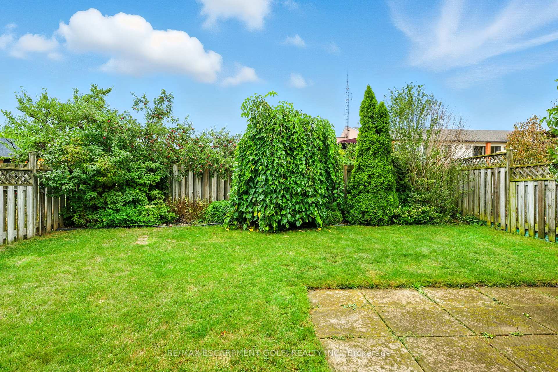 Photo 31 of 24 Ellington Avenue, Hamilton, Stoney Creek — HOMEH