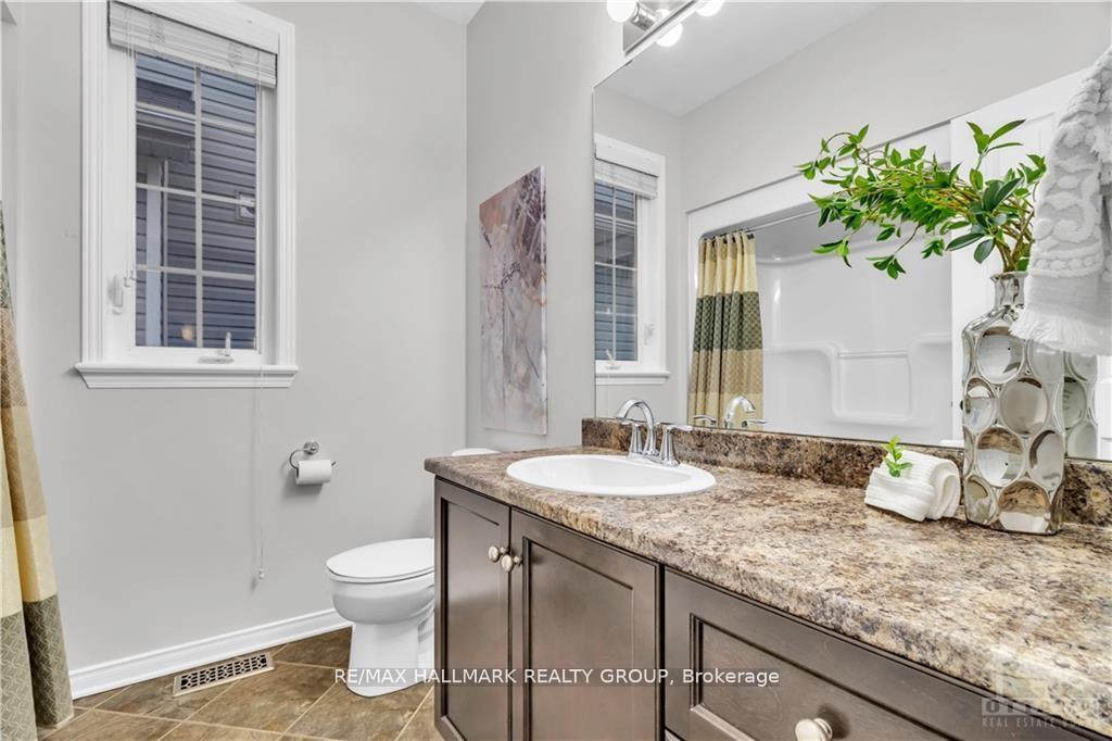 Photo 8 of 406 Blackleaf Drive, Ottawa, Barrhaven - Stonebridge — HOMEH