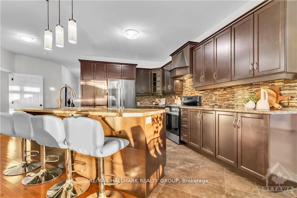 Photo 11 of 406 Blackleaf Drive, Ottawa, Barrhaven - Stonebridge — HOMEH