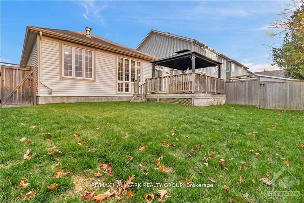 Photo 30 of 406 Blackleaf Drive, Ottawa, Barrhaven - Stonebridge — HOMEH