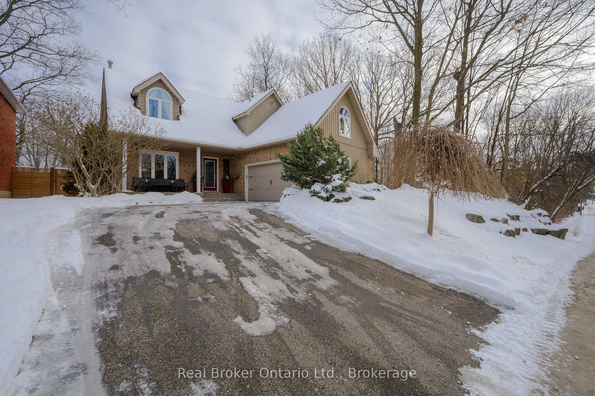 Photo 1 of 2109 Headon Road, Burlington, Headon — HOMEH