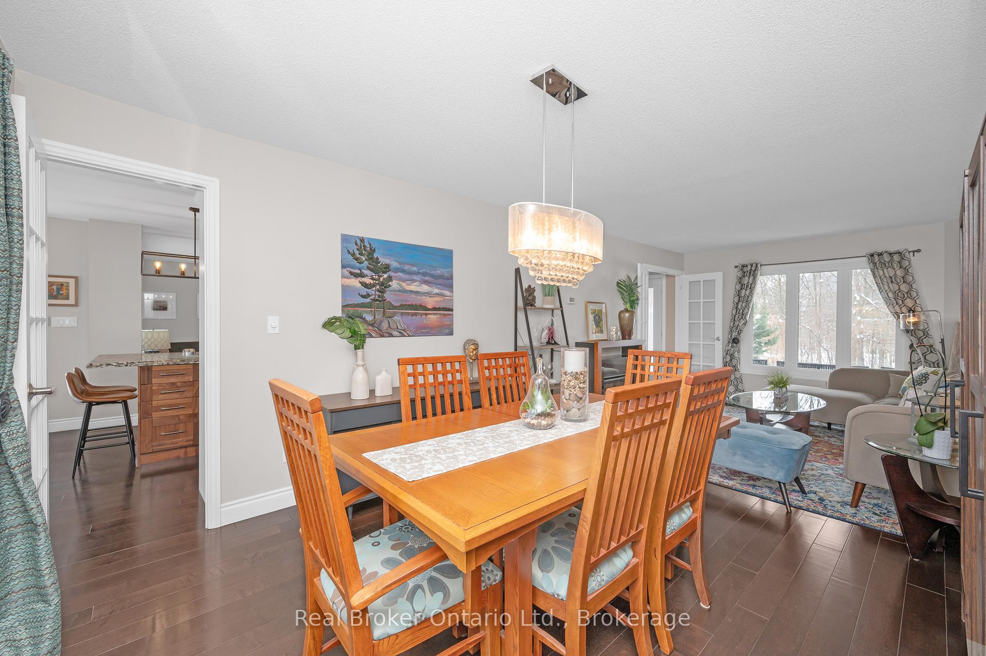 Photo 9 of 2109 Headon Road, Burlington, Headon — HOMEH