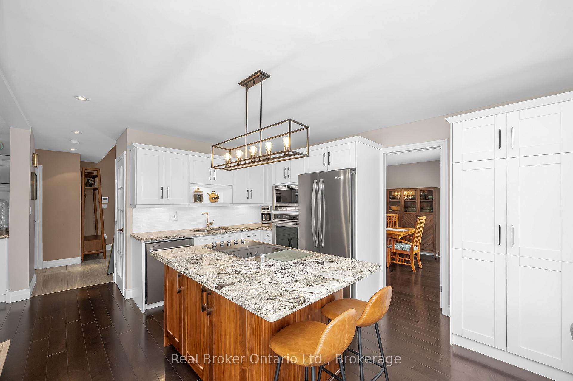 Photo 14 of 2109 Headon Road, Burlington, Headon — HOMEH