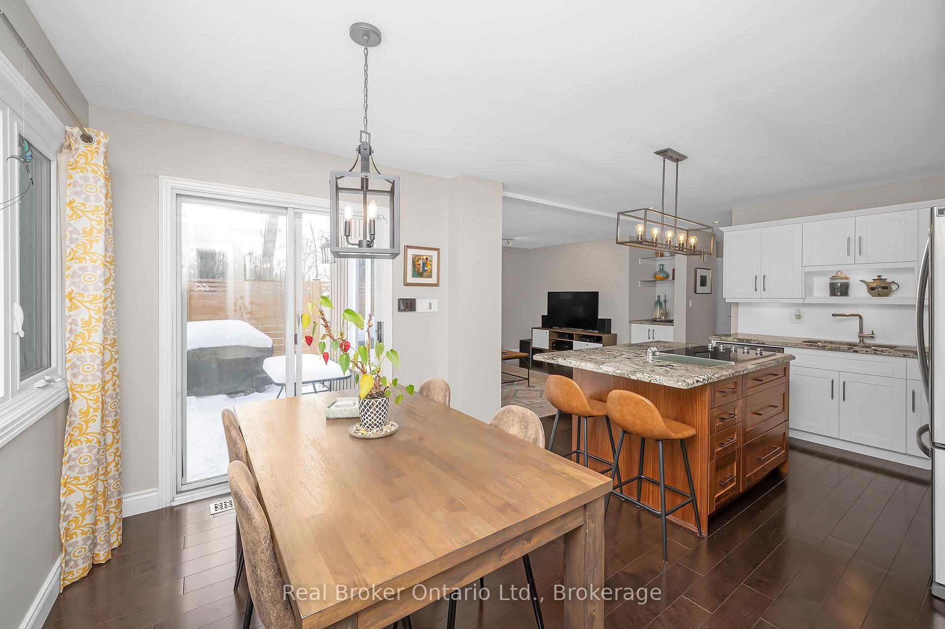 Photo 15 of 2109 Headon Road, Burlington, Headon — HOMEH