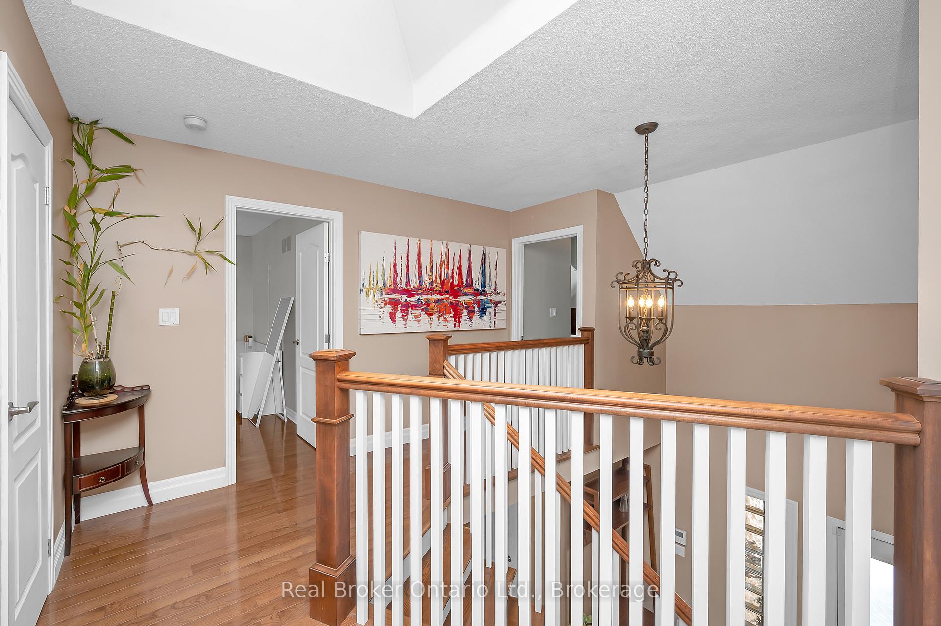 Photo 20 of 2109 Headon Road, Burlington, Headon — HOMEH