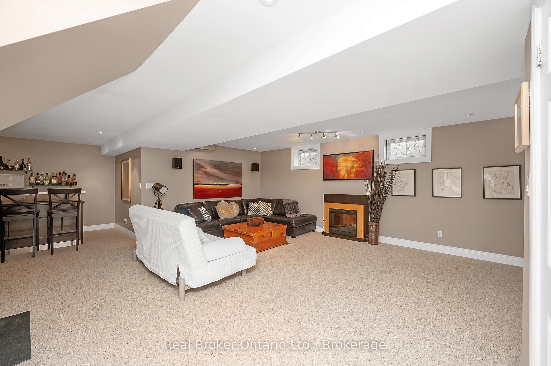 Photo 33 of 2109 Headon Road, Burlington, Headon — HOMEH