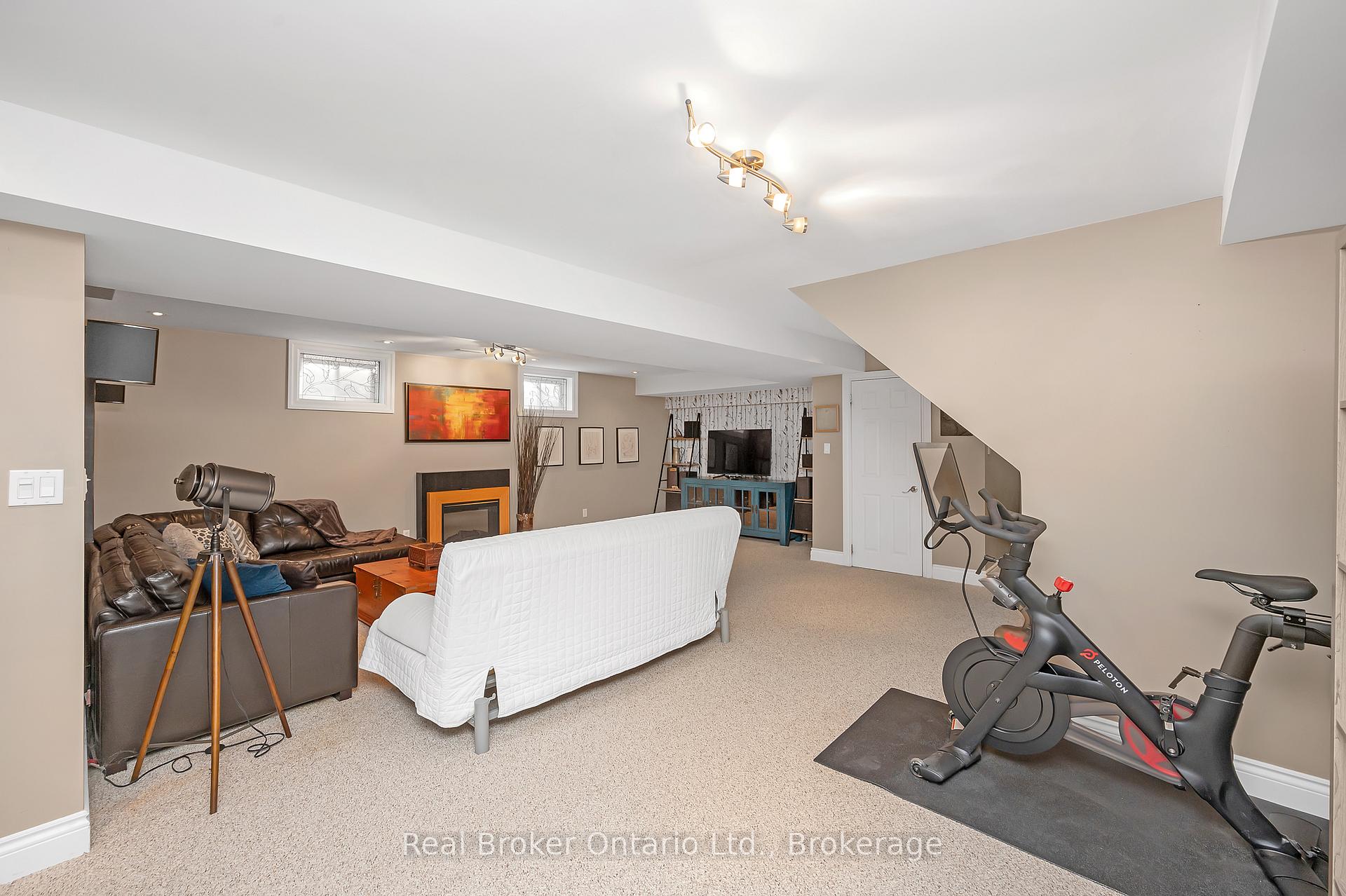 Photo 38 of 2109 Headon Road, Burlington, Headon — HOMEH