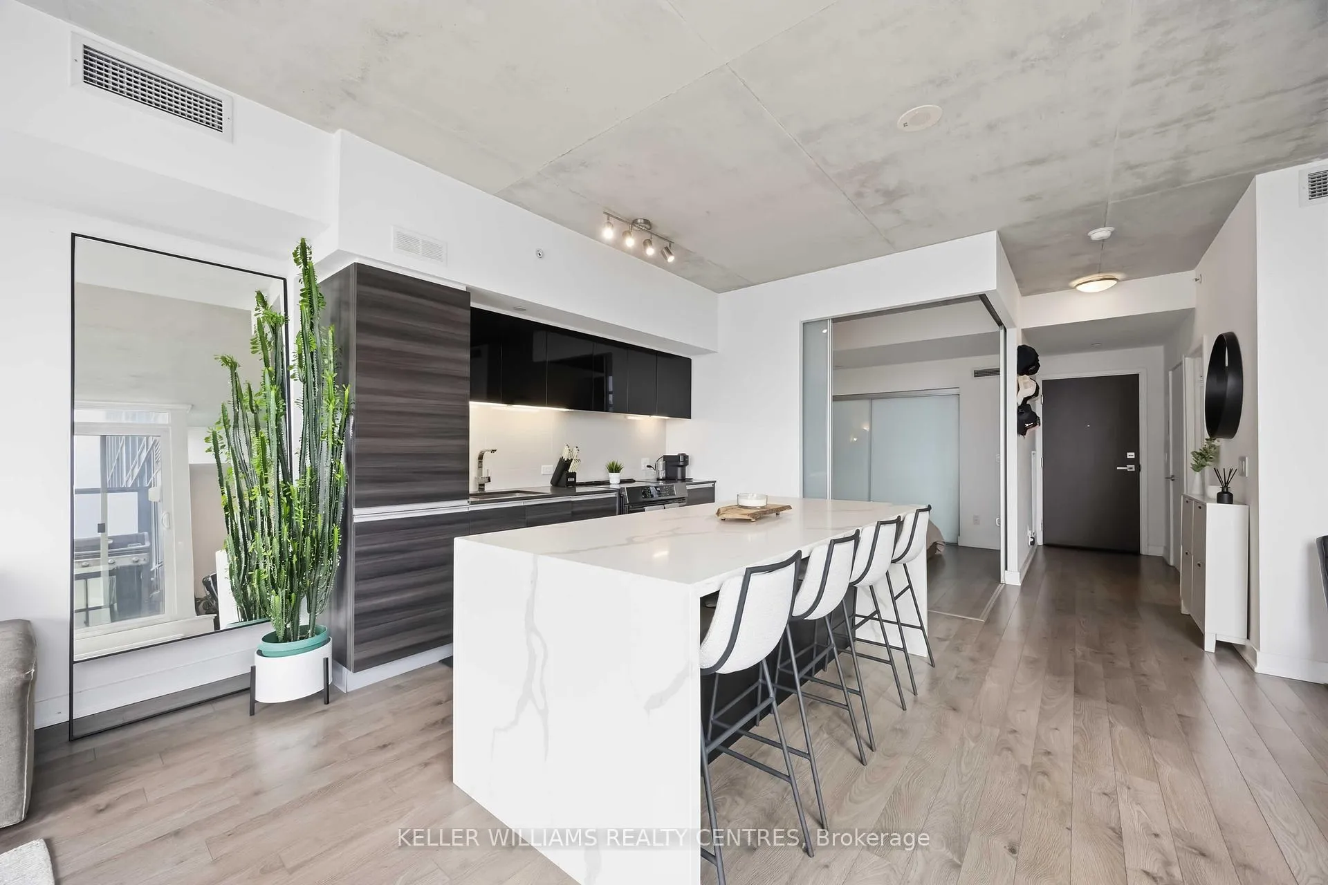 Photo 3 of Unit 807, 1190 Dundas Street E, Toronto, South Riverdale — HOMEH