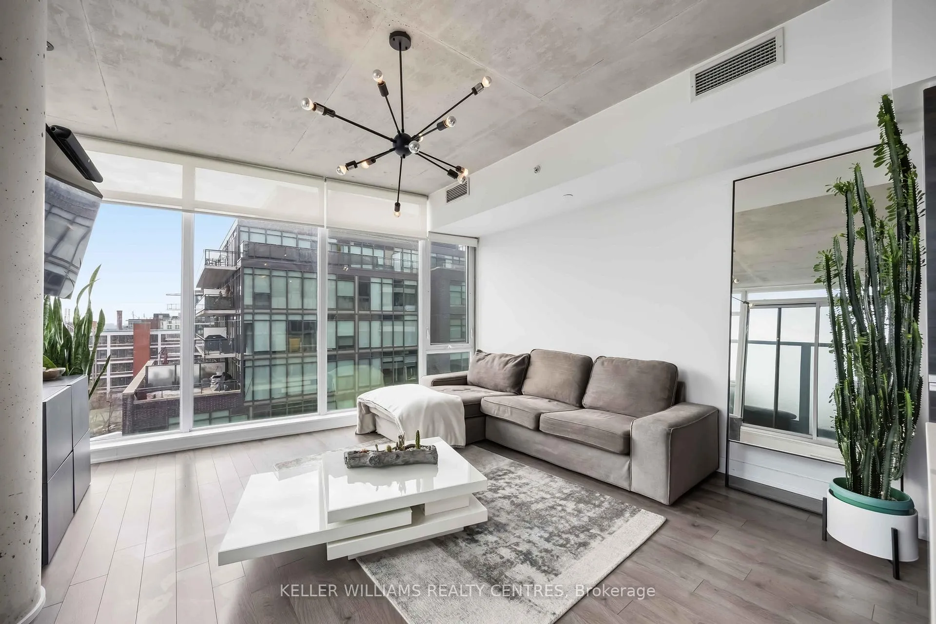 Photo 6 of Unit 807, 1190 Dundas Street E, Toronto, South Riverdale — HOMEH