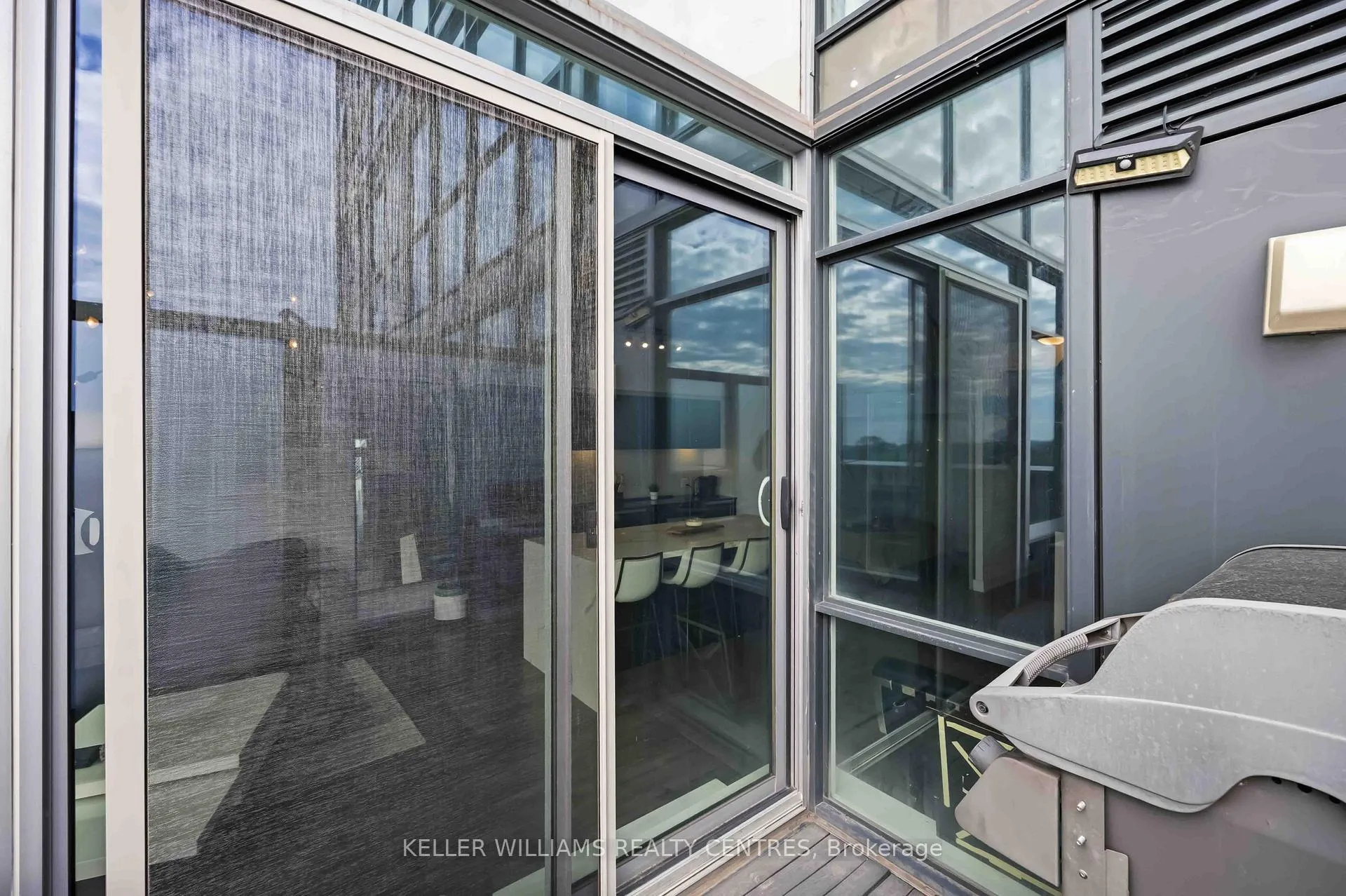 Photo 14 of Unit 807, 1190 Dundas Street E, Toronto, South Riverdale — HOMEH