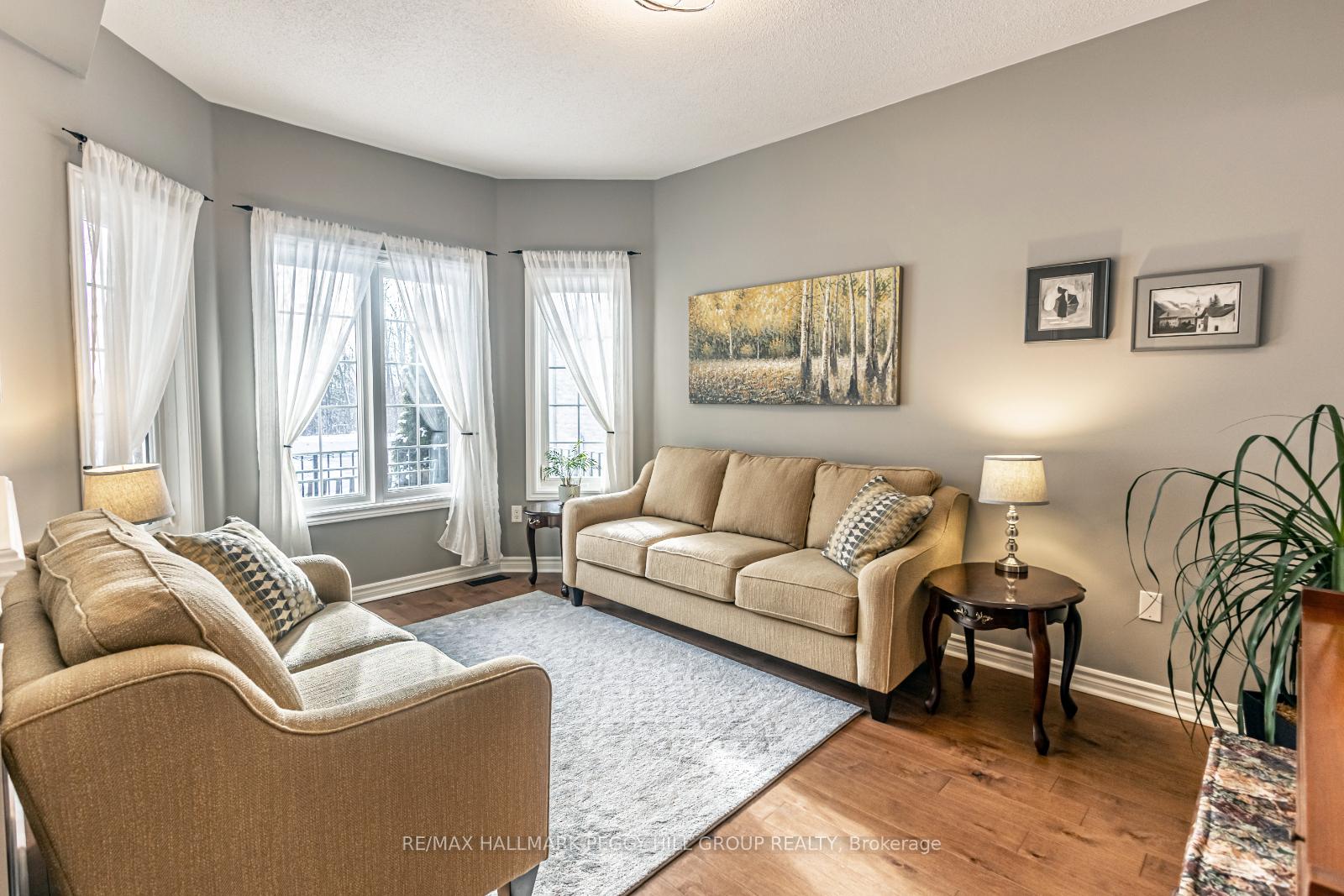 Photo 7 of 312 Mapleton Avenue, Barrie, Ardagh — HOMEH