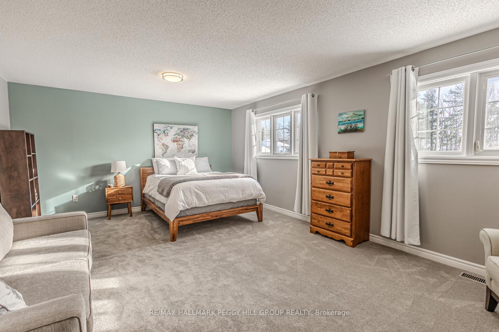 Photo 8 of 312 Mapleton Avenue, Barrie, Ardagh — HOMEH