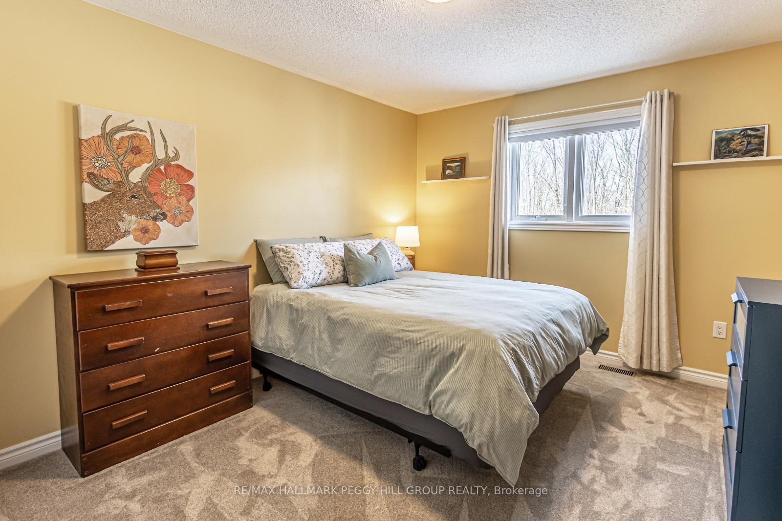 Photo 11 of 312 Mapleton Avenue, Barrie, Ardagh — HOMEH