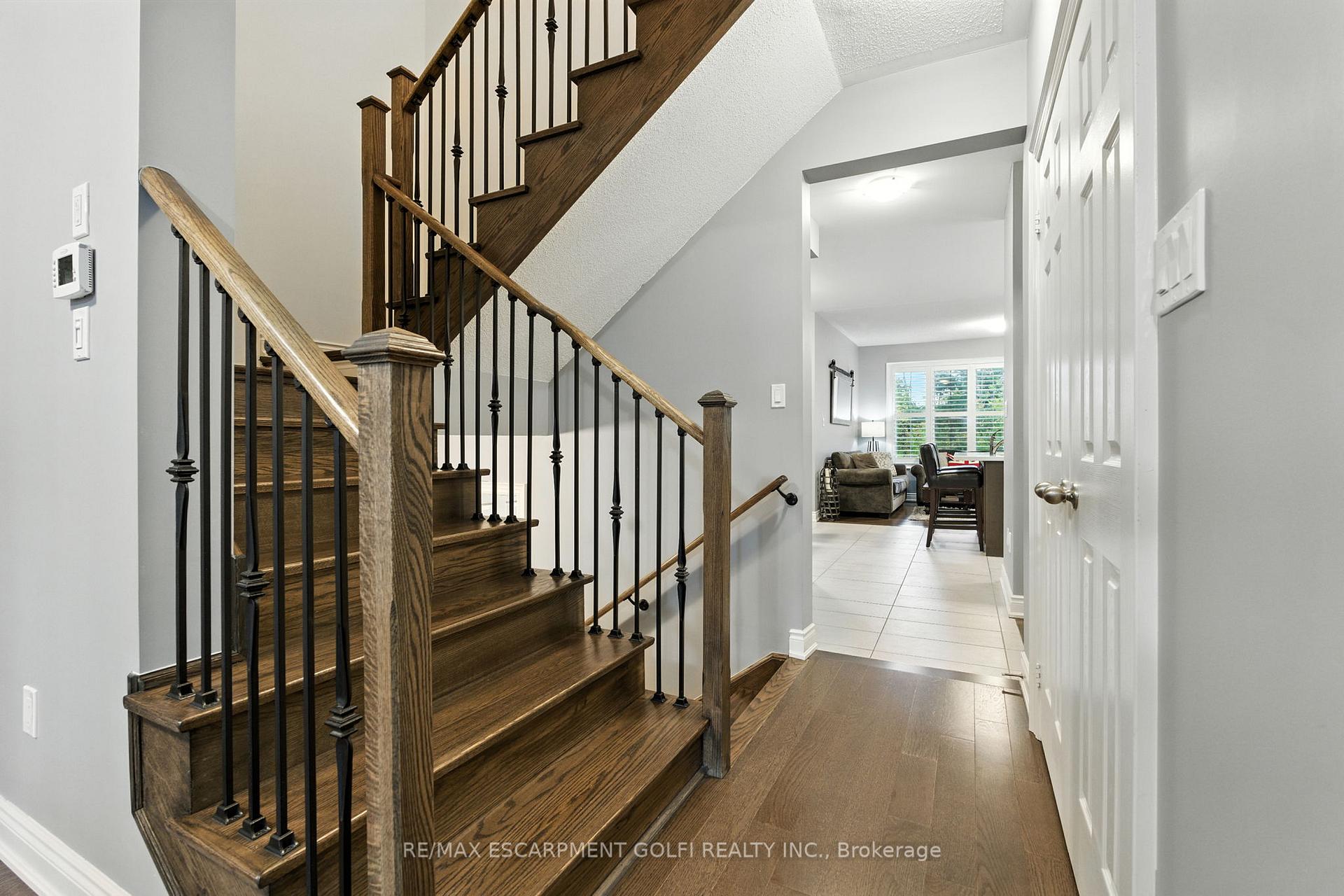 Photo 6 of 29 Riverwalk Drive, Hamilton, Waterdown — HOMEH