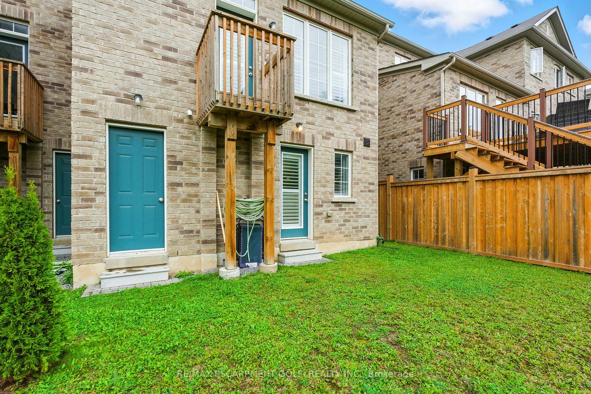 Photo 33 of 29 Riverwalk Drive, Hamilton, Waterdown — HOMEH