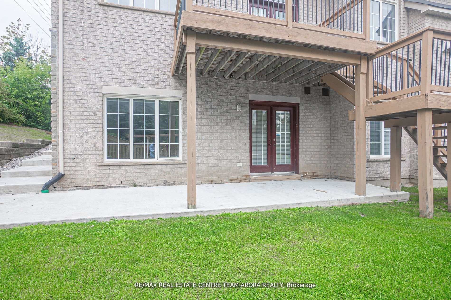 Photo 15 of Unit Bsmt, 2 Links Lane, Brampton, Credit Valley — HOMEH