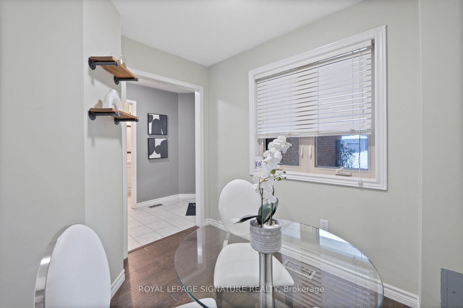 Photo 4 of 1374 Treeland Street, Burlington, Freeman — HOMEH