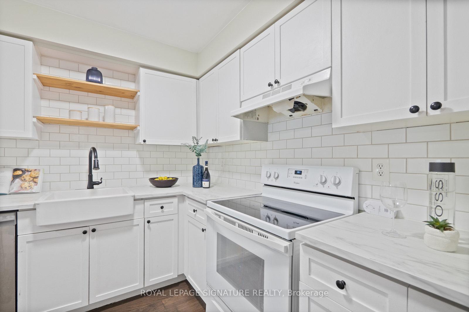 Photo 7 of 1374 Treeland Street, Burlington, Freeman — HOMEH