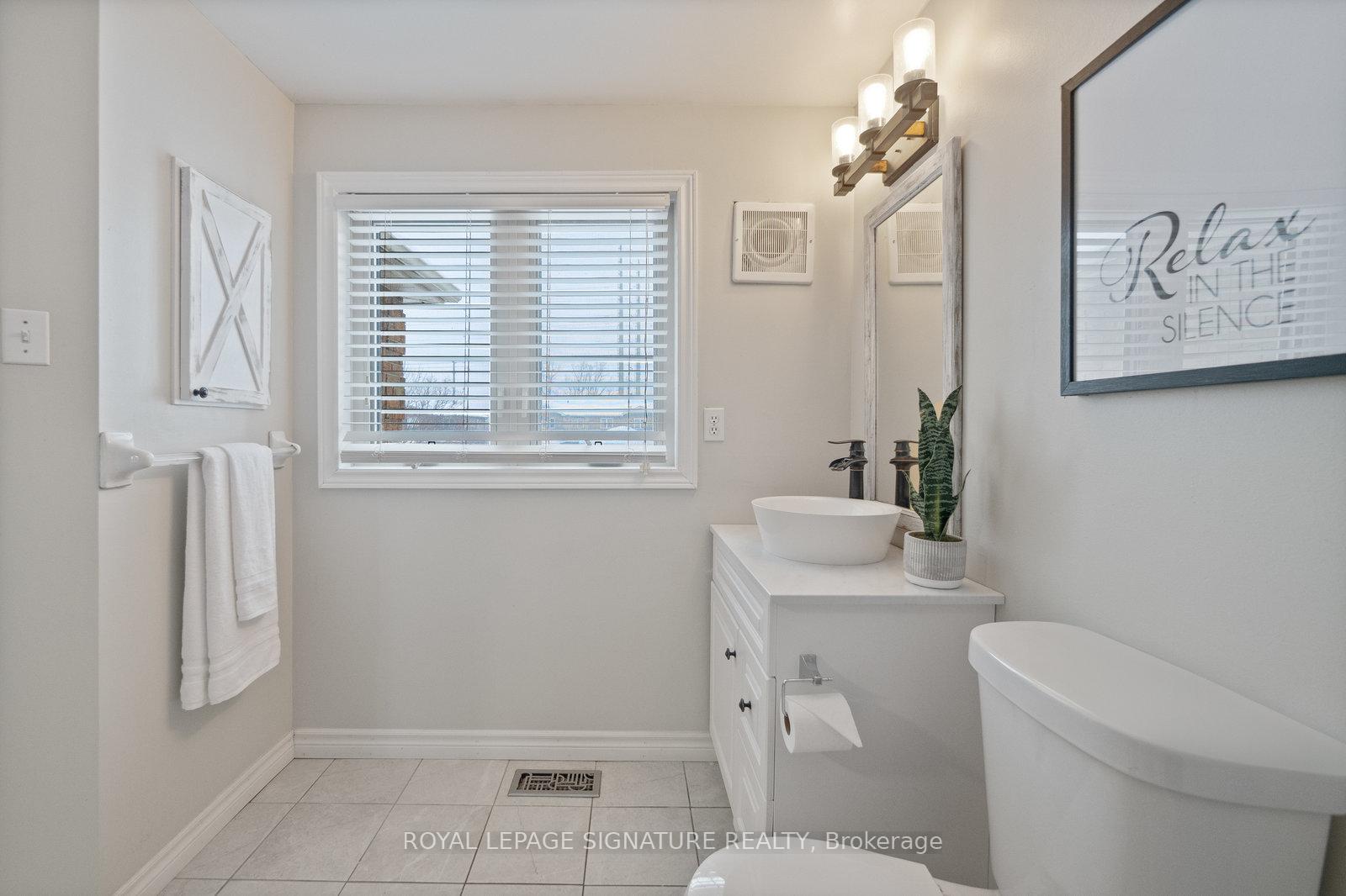 Photo 20 of 1374 Treeland Street, Burlington, Freeman — HOMEH