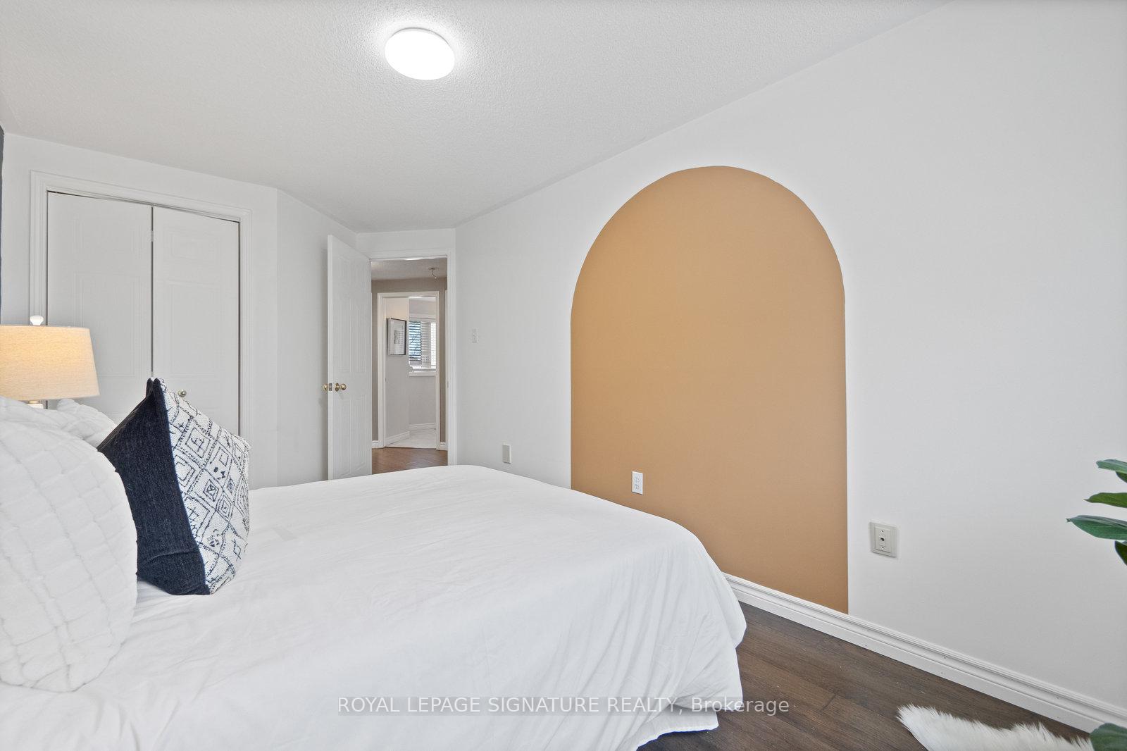 Photo 22 of 1374 Treeland Street, Burlington, Freeman — HOMEH