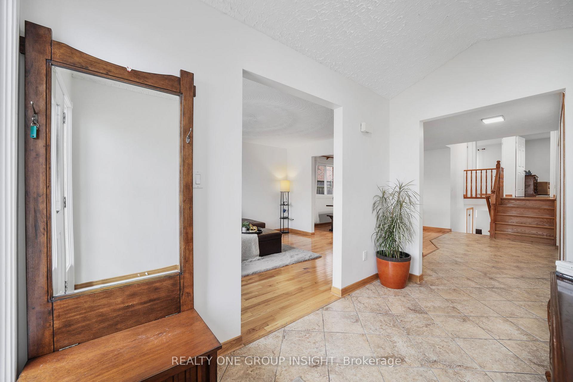 Photo 6 of 215 Dewitt Road, Hamilton, Stoney Creek — HOMEH