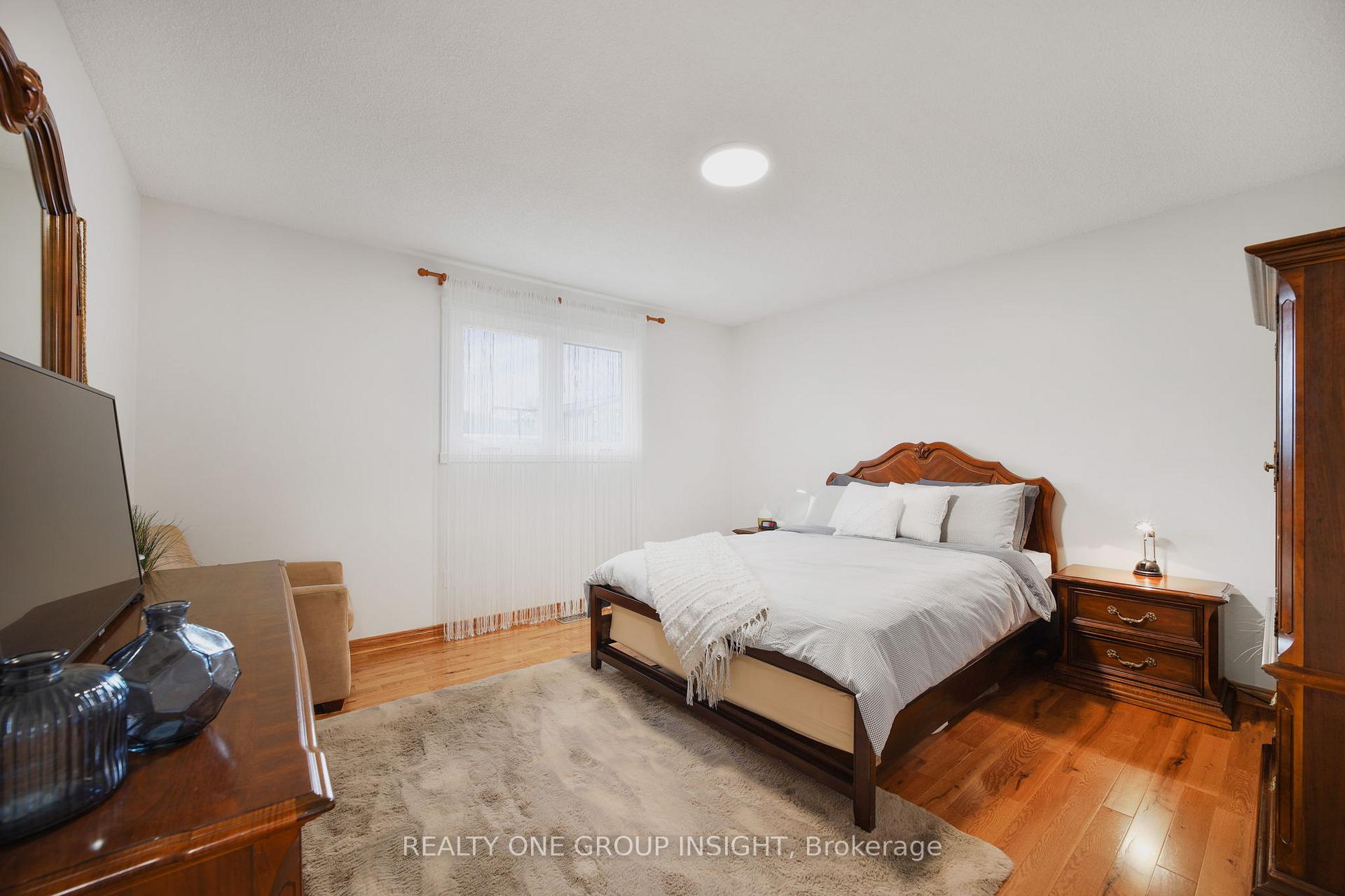 Photo 18 of 215 Dewitt Road, Hamilton, Stoney Creek — HOMEH