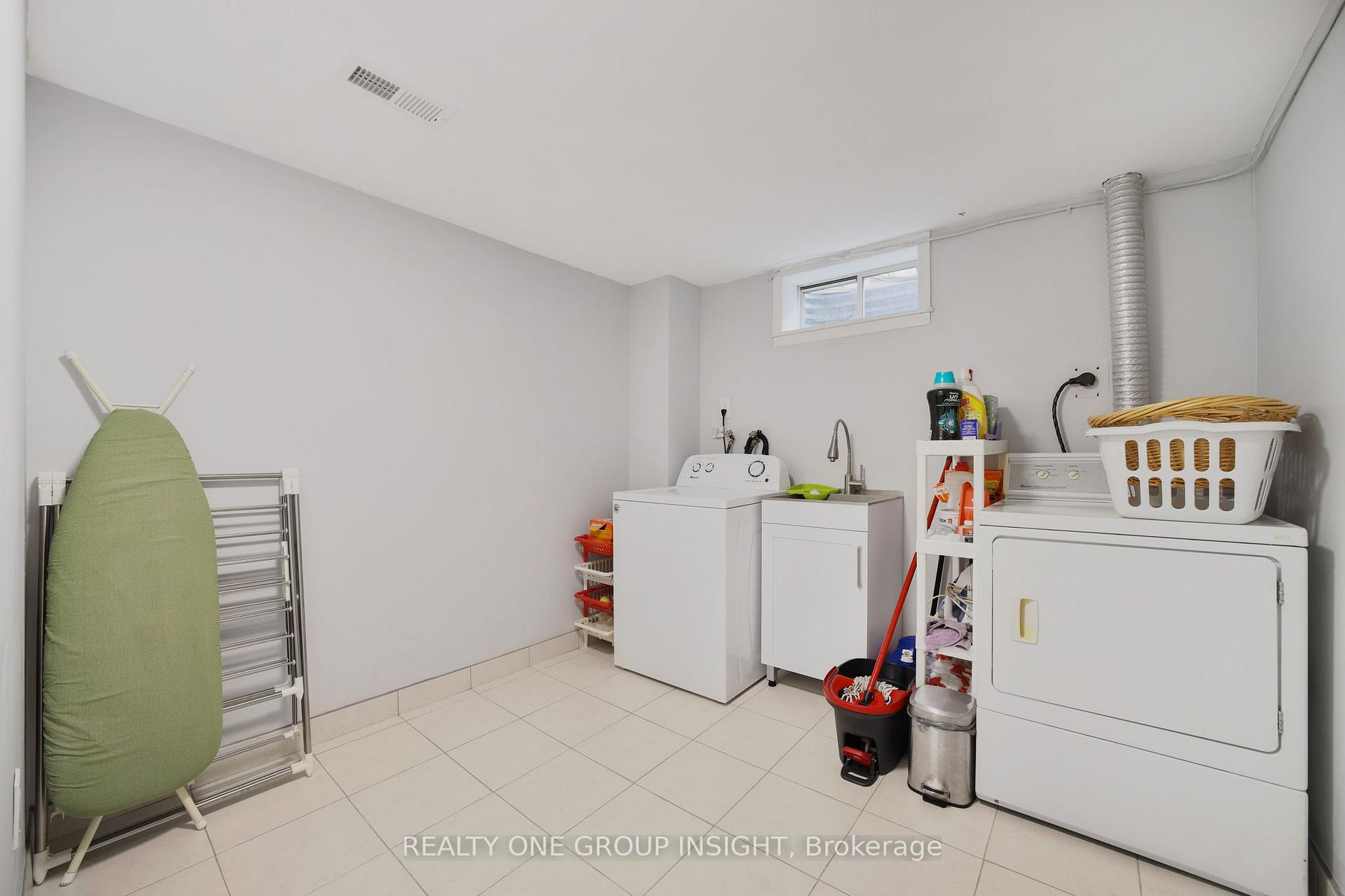 Photo 35 of 215 Dewitt Road, Hamilton, Stoney Creek — HOMEH