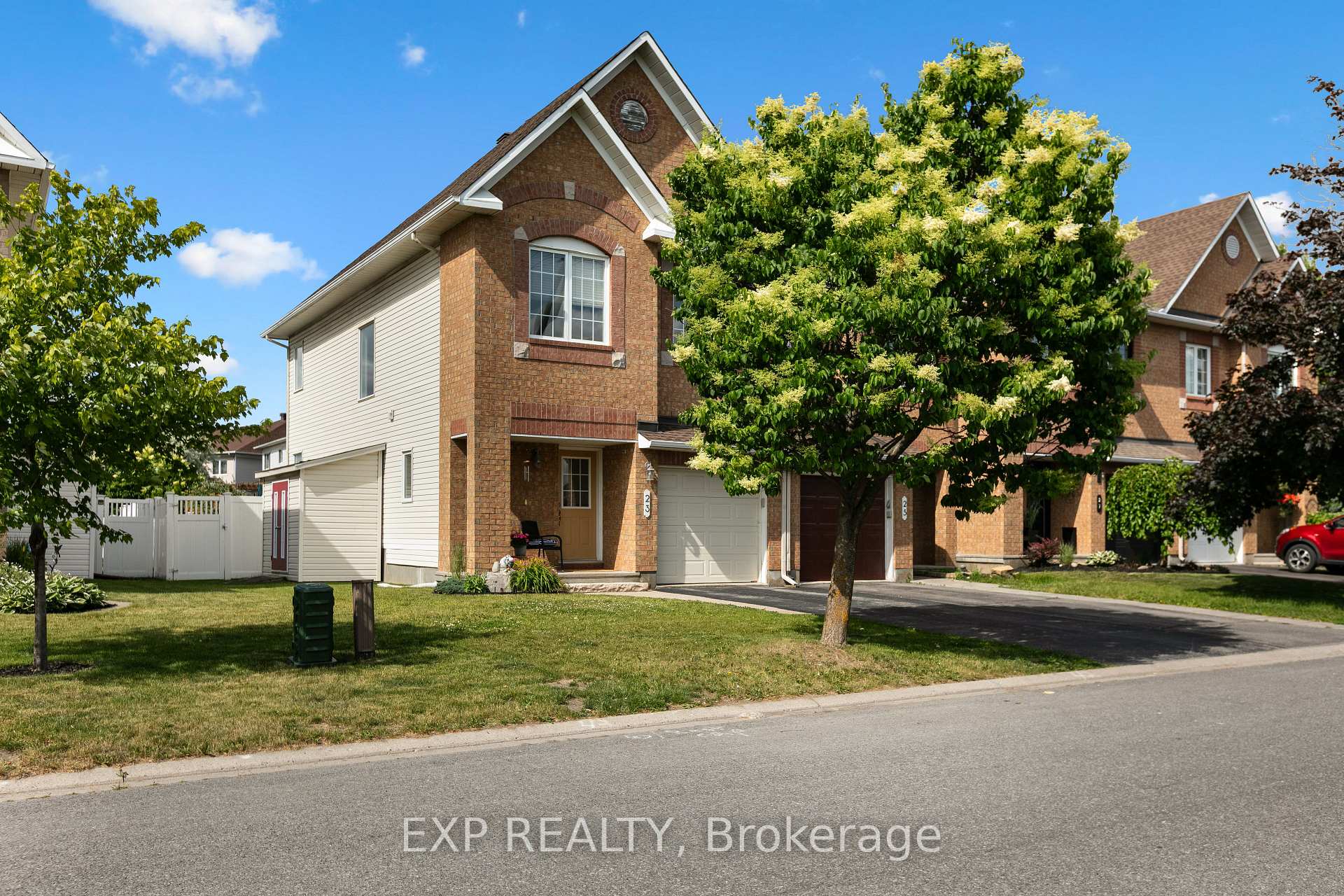 Photo 2 of 23 Southpointe Avenue, Ottawa, Barrhaven - Longfields — HOMEH