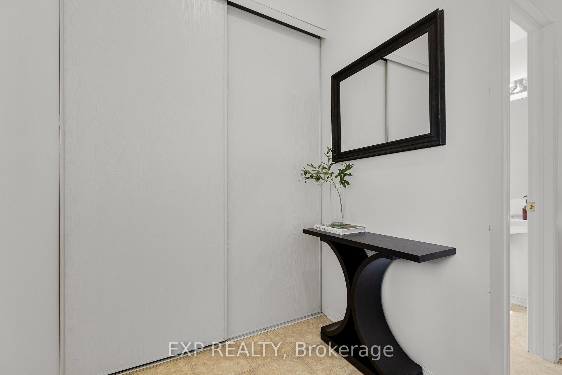 Photo 9 of 23 Southpointe Avenue, Ottawa, Barrhaven - Longfields — HOMEH
