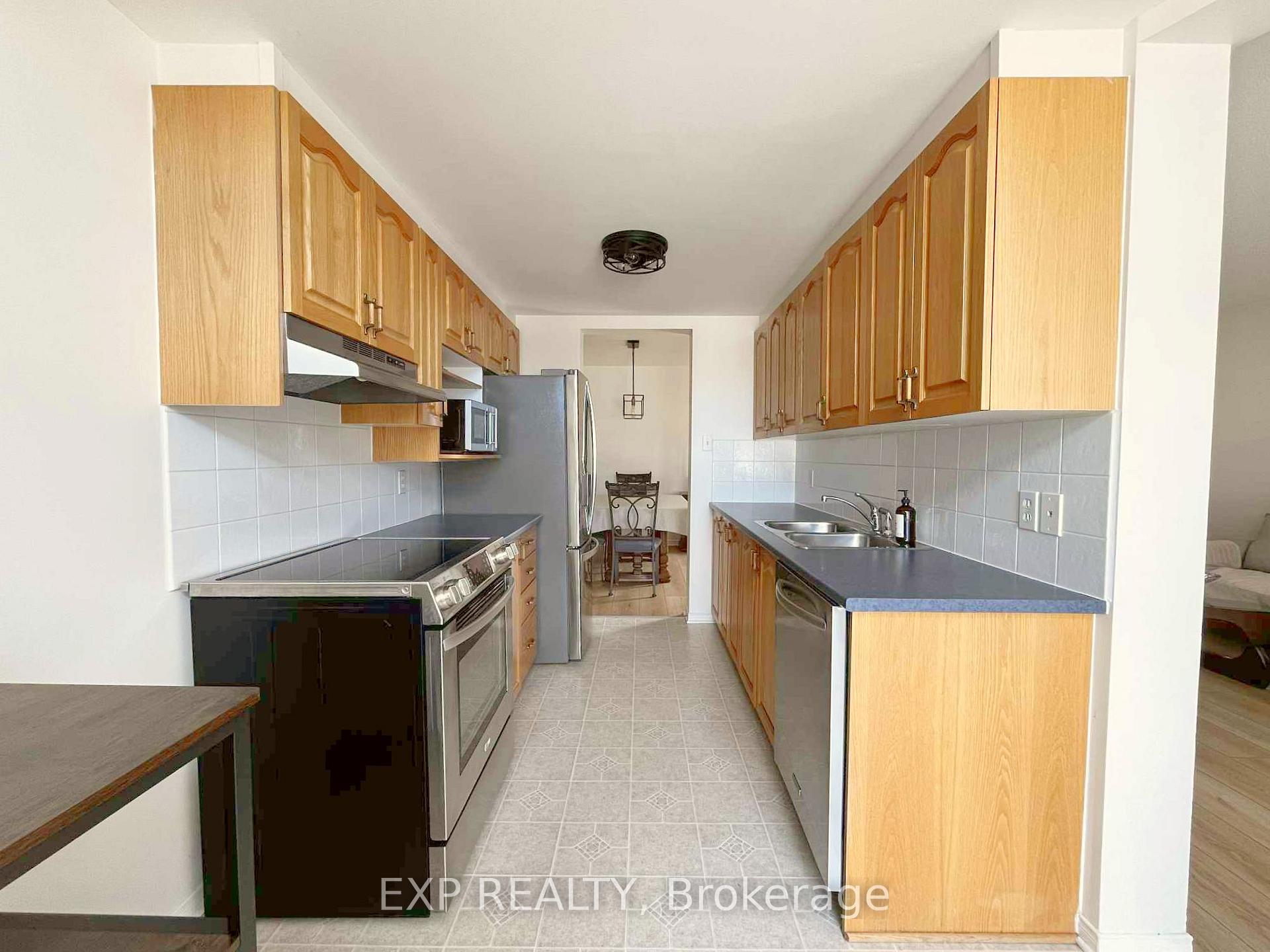Photo 16 of 23 Southpointe Avenue, Ottawa, Barrhaven - Longfields — HOMEH
