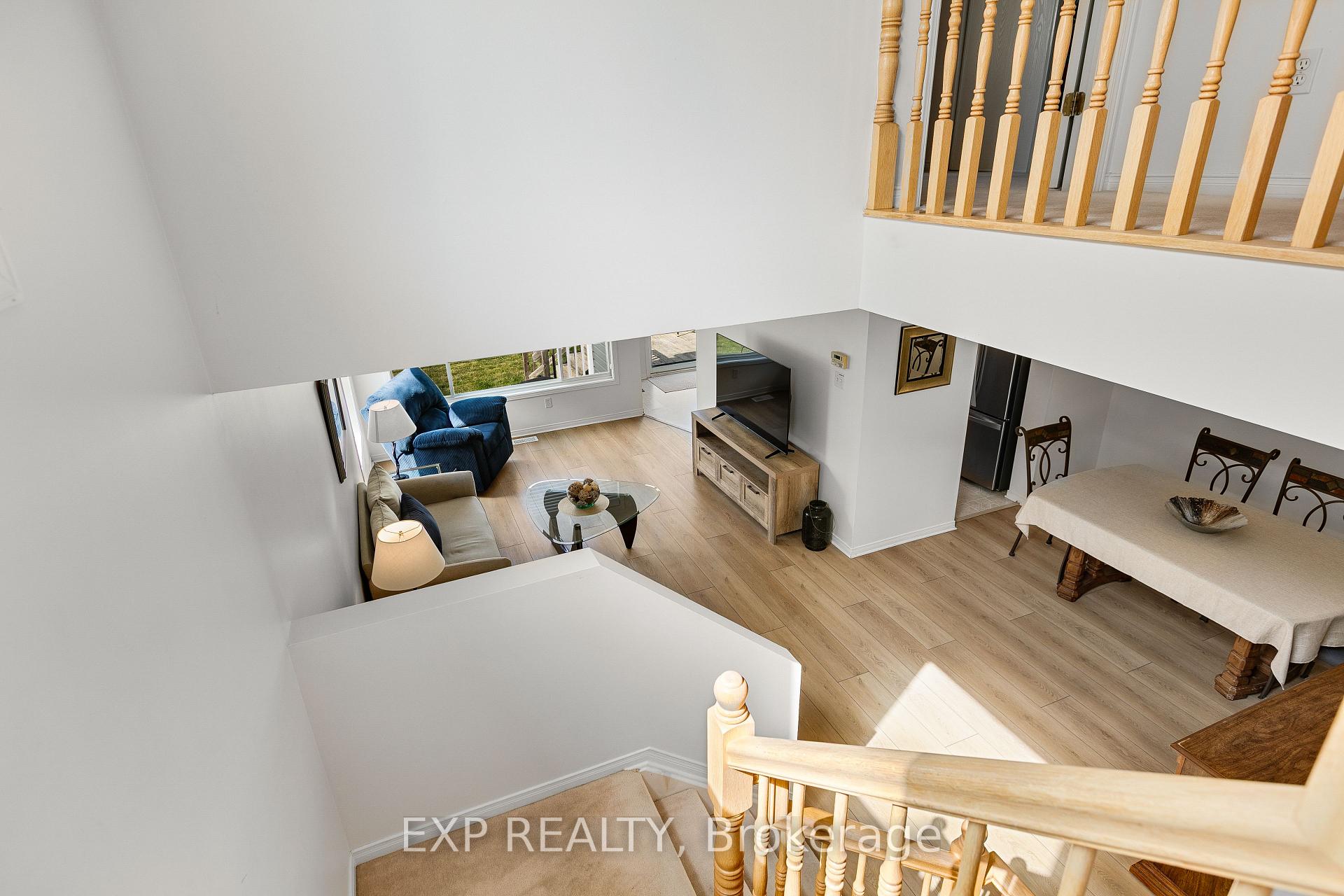 Photo 24 of 23 Southpointe Avenue, Ottawa, Barrhaven - Longfields — HOMEH