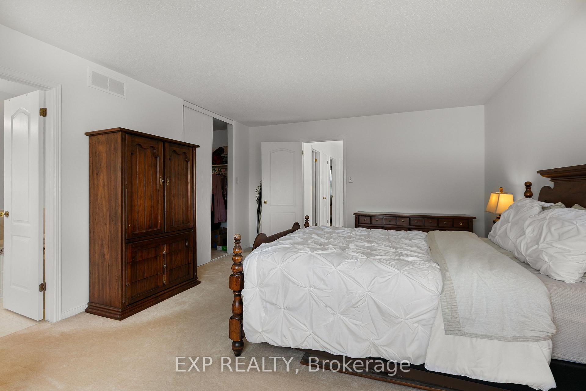 Photo 25 of 23 Southpointe Avenue, Ottawa, Barrhaven - Longfields — HOMEH