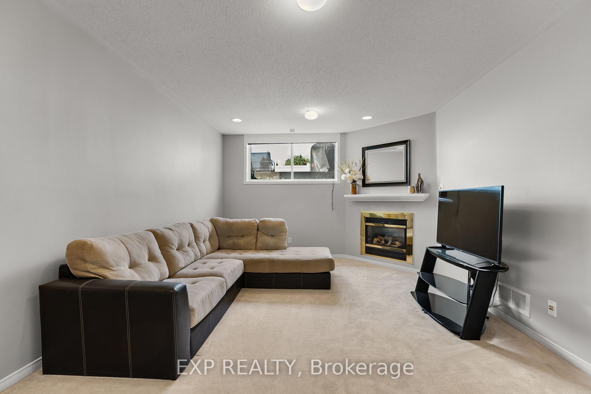 Photo 43 of 23 Southpointe Avenue, Ottawa, Barrhaven - Longfields — HOMEH
