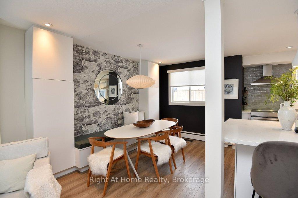 Photo 20 of 672 Montego Crescent, Burlington, Roseland — HOMEH