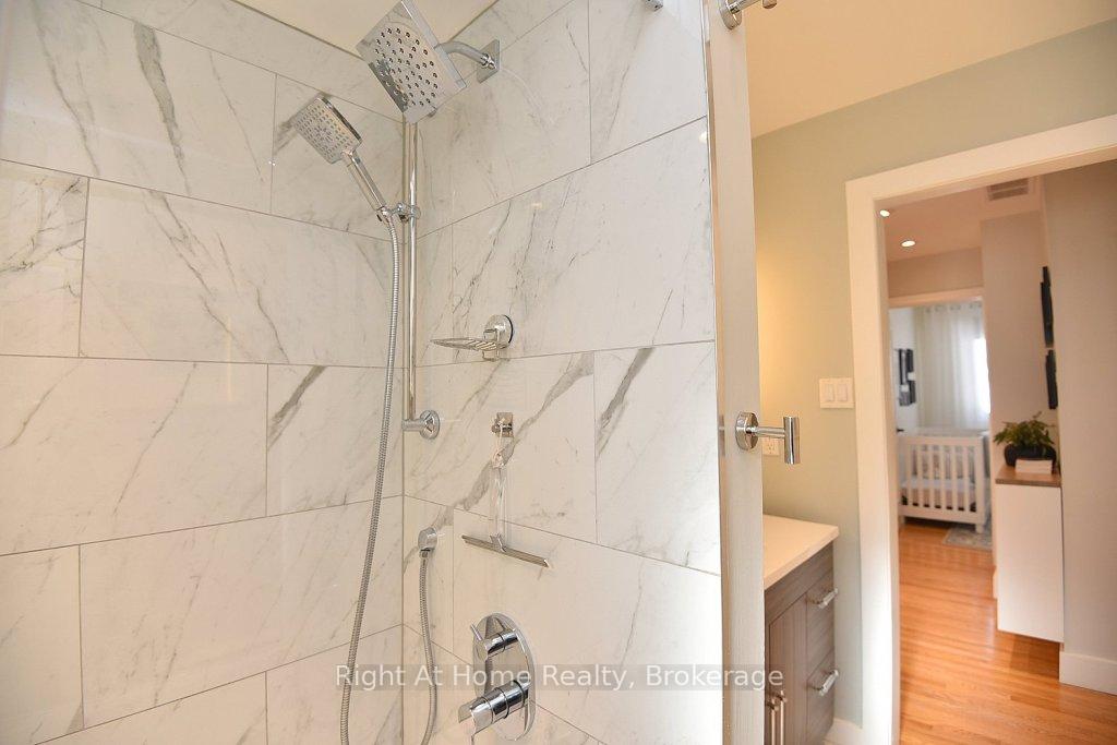 Photo 36 of 672 Montego Crescent, Burlington, Roseland — HOMEH