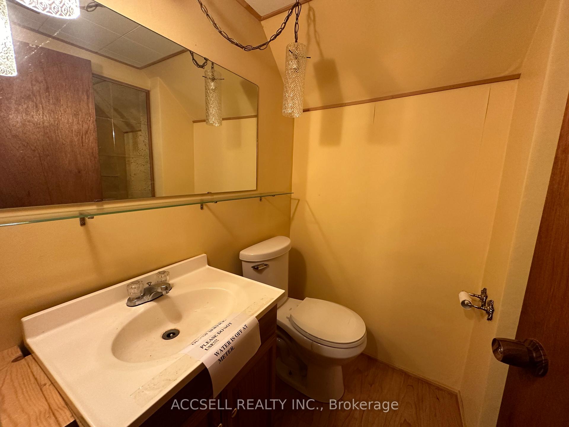 Photo 18 of 137 Earnscliffe Circle, Brampton, Southgate — HOMEH