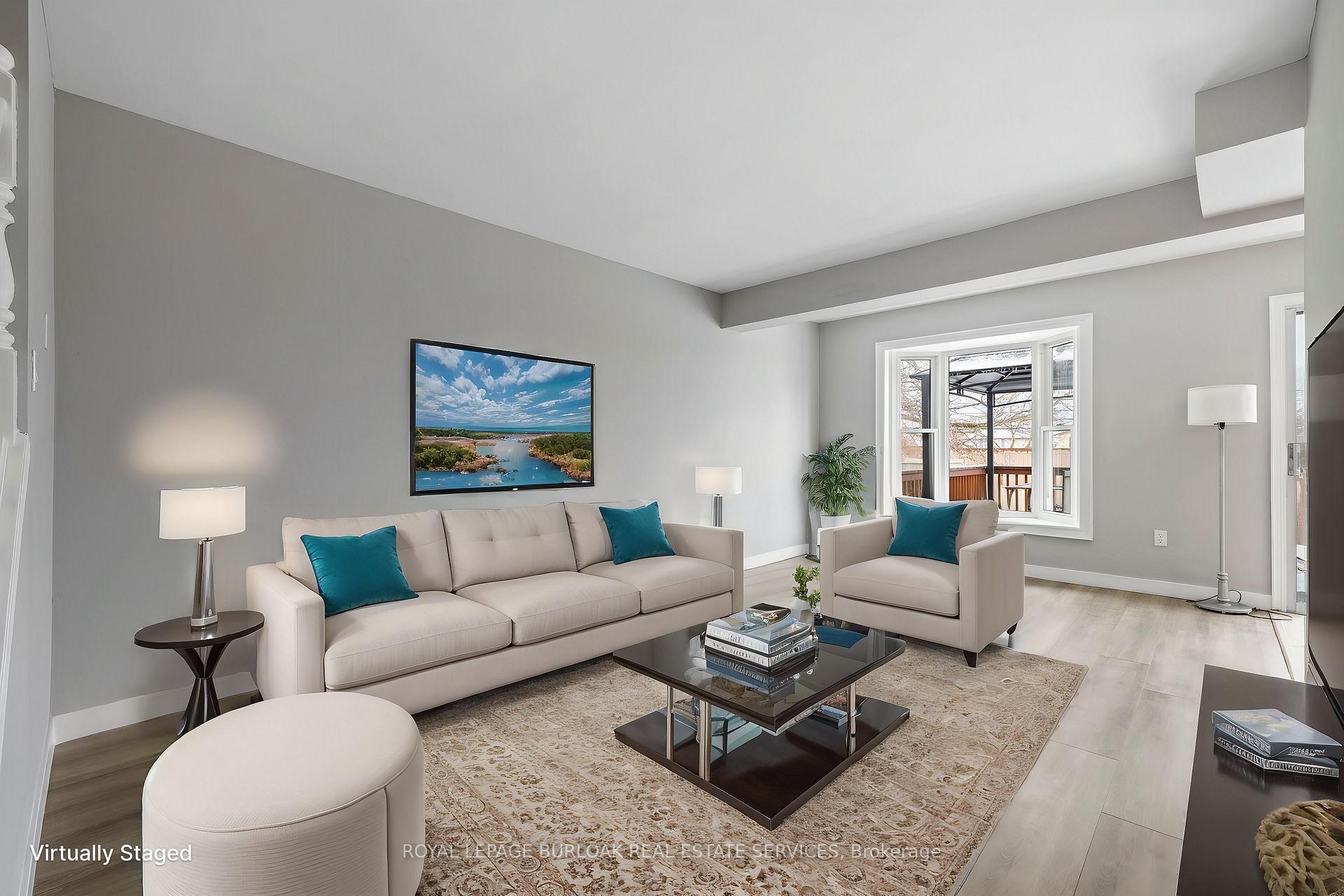 Photo 5 of 2483 Whittaker Drive, Burlington, Brant Hills — HOMEH